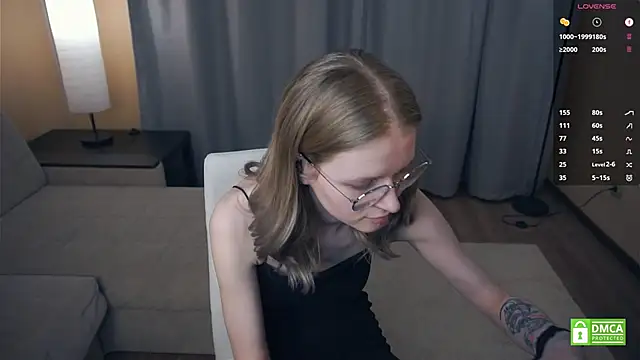 ToyaPletz's cam snapshot