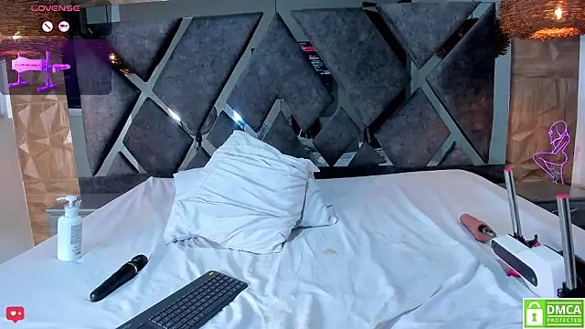 Selene__Lopez_'s cam snapshot