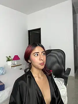 Mirandaa_Rogers's cam snapshot