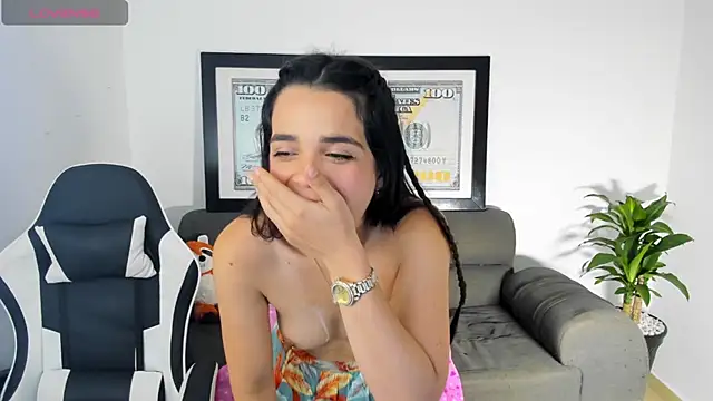 LucianaMoreau's cam snapshot