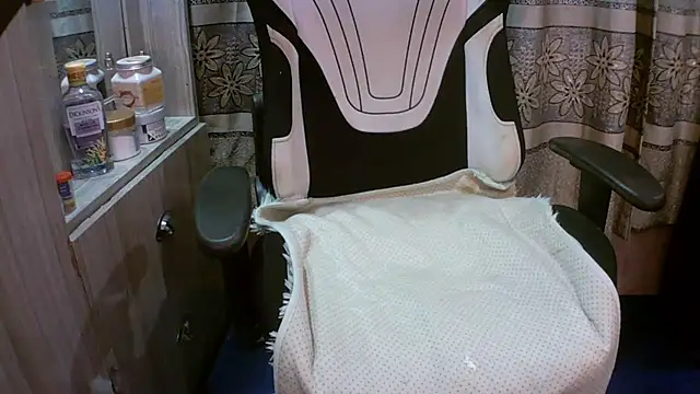 janwi-02's cam snapshot