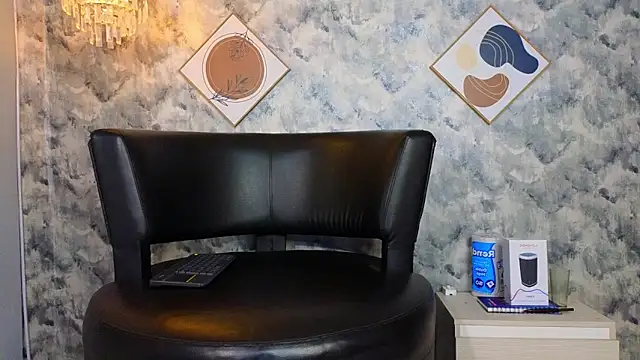 Apolo_rousse1 live sex cam