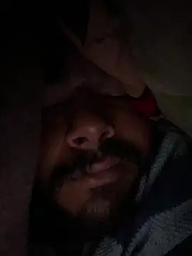 Indianbbc4u@xh's cam snapshot