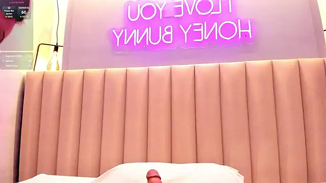 Naomymonroe_'s cam snapshot