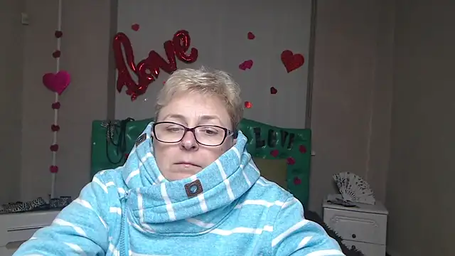 EmiliaGree's cam snapshot