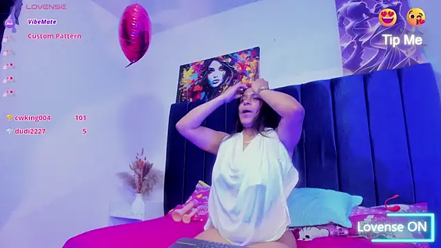 Bombom_brown1's cam snapshot