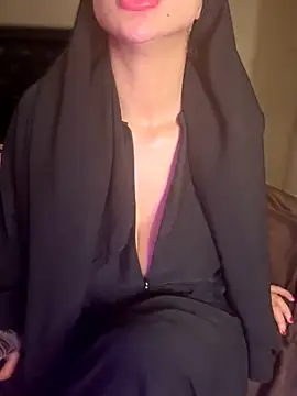 Doctoor-Maya live sex cam