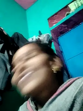 Pooja750's cam snapshot