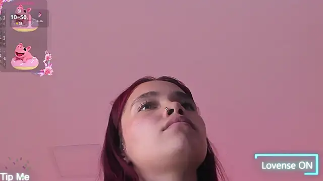 violeth_hill's cam snapshot