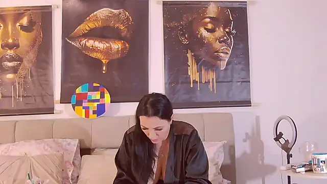 ReiyaRey's cam snapshot