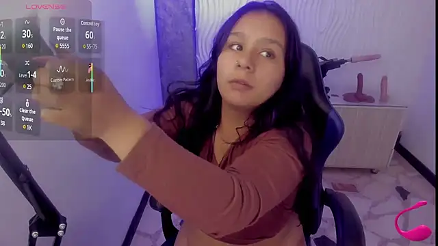 Charis_21's cam snapshot