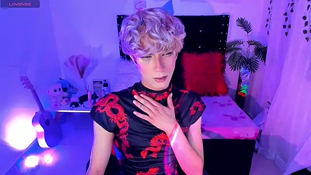 Cooperrosscute233 live sex cam
