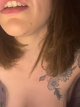 YourEnglishRose's cam snapshot