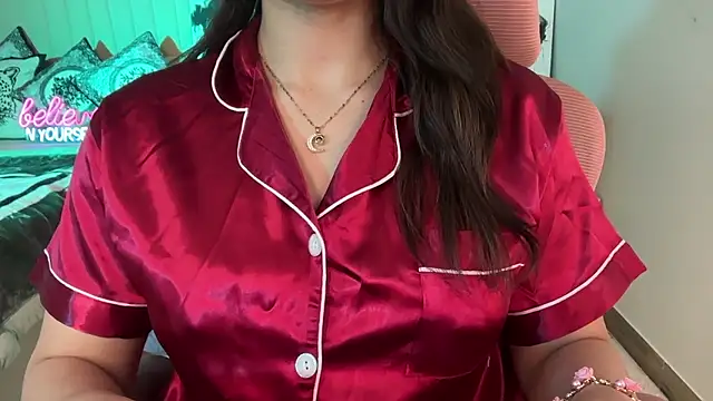 Laila_on_Fire live sex cam