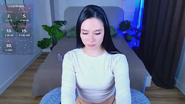 B_Monica_'s cam snapshot