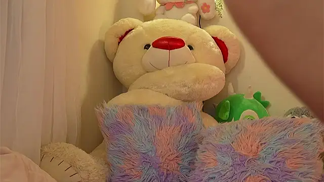 ISA_NIXON's cam snapshot