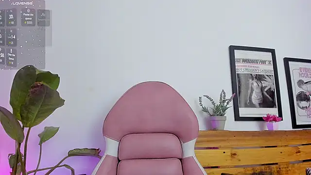 Alisson_Boobs_'s cam snapshot