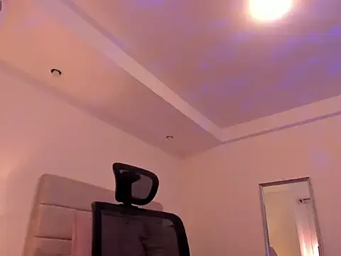 CHIRS_MORGANS live sex cam