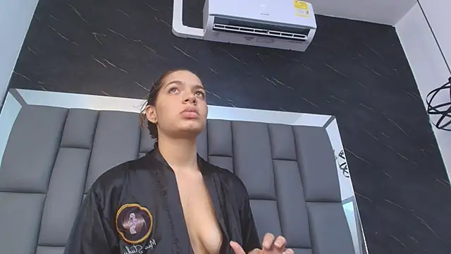 kissme_luna's cam snapshot