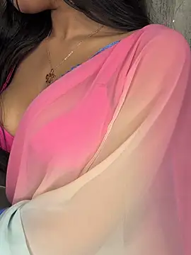 KARISHMA-STRIP's cam snapshot