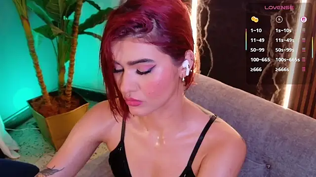 La_Diabla_111_'s cam snapshot