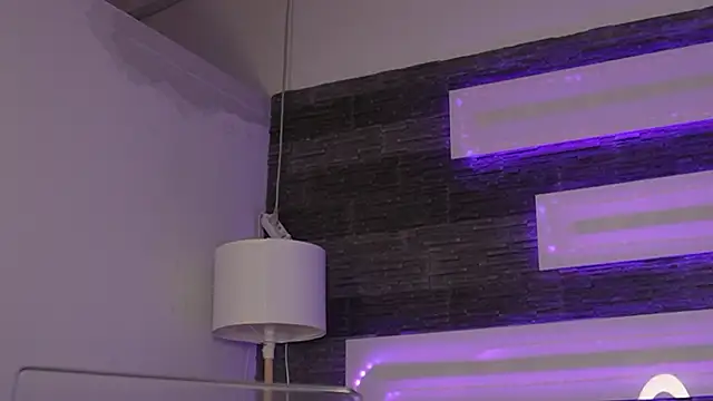 Miss_Denisse's cam snapshot