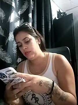 Latina_sexy1's cam snapshot