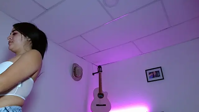 Miss_cand7 live sex cam