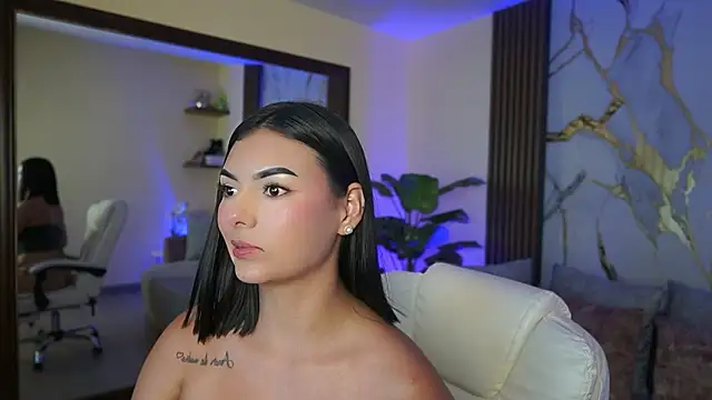 LiaWheeler's cam snapshot