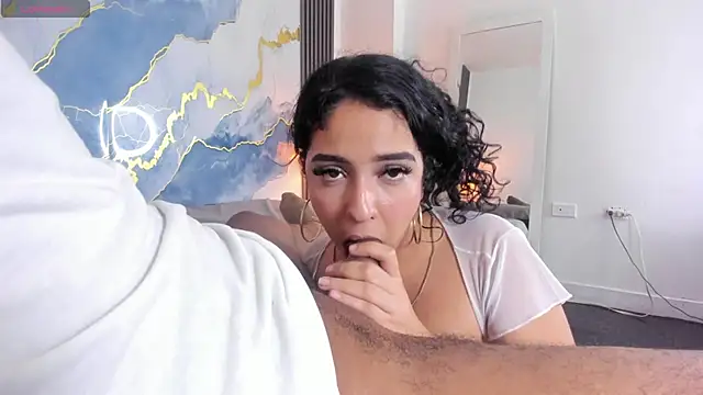 Kylieandjhonny's cam snapshot