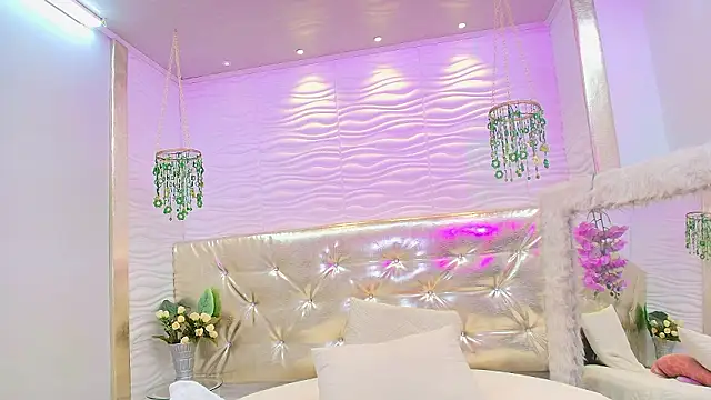 alanna_blaze's cam snapshot