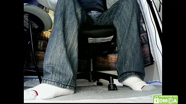 justshutupandwatch's cam snapshot