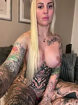 CoraDiamond's cam snapshot