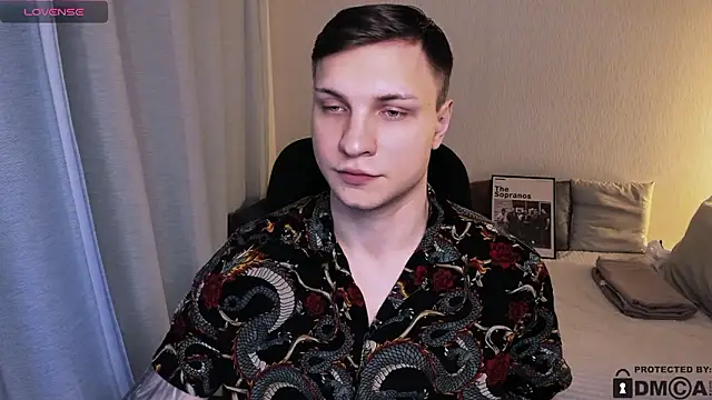 handsome_guy01's cam snapshot