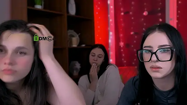 alia_skay's cam snapshot