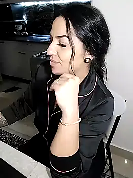 hot-babygirl's cam snapshot