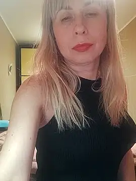 SelinaLovqx's cam snapshot