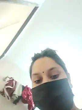 shilpa-singh's cam snapshot