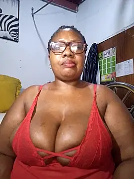 YELLOW_BONE's cam snapshot