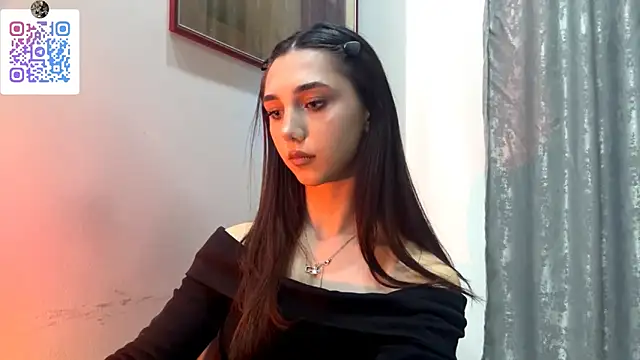 LinaMour live sex cam