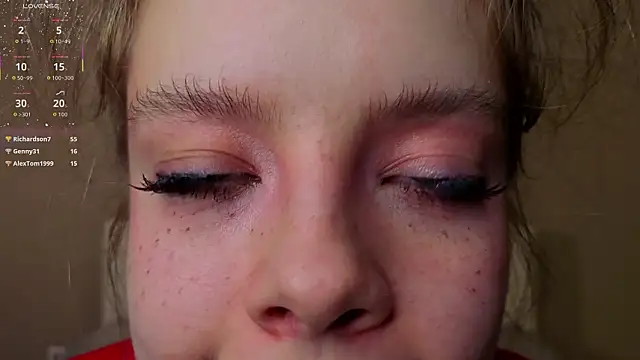 TiffinyMergist's cam snapshot