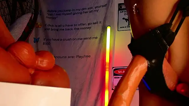 AriaVoss's cam snapshot