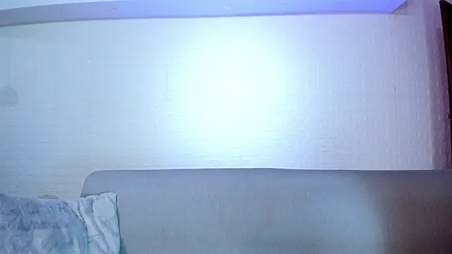 Saara_Corraless's cam snapshot