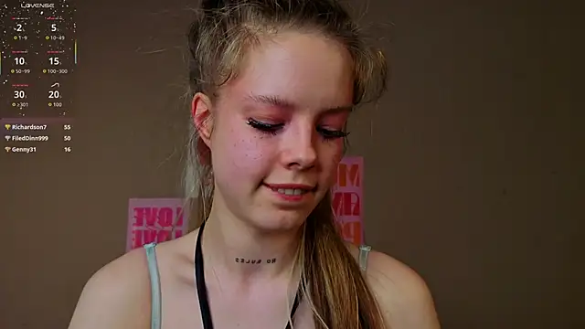 TiffinyMergist's cam snapshot