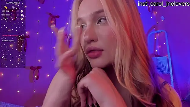 CarolineLovers's cam snapshot