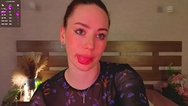 StacyWatts's cam snapshot