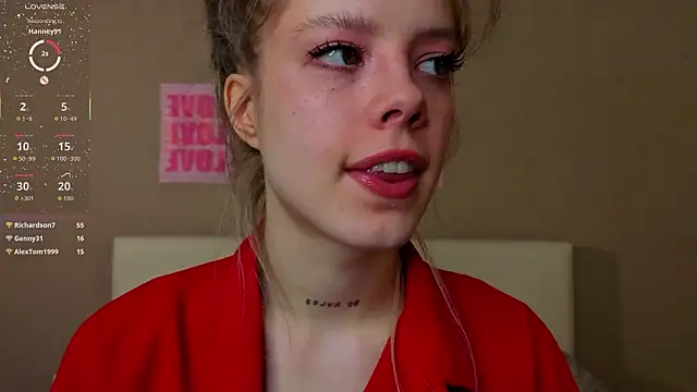 TiffinyMergist's cam snapshot