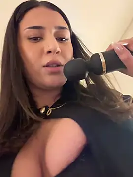 Yasmine-blue's cam snapshot