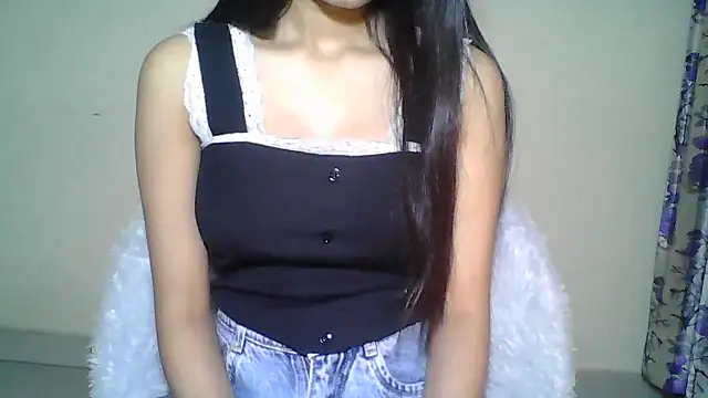 Naughty_Nayra's cam snapshot