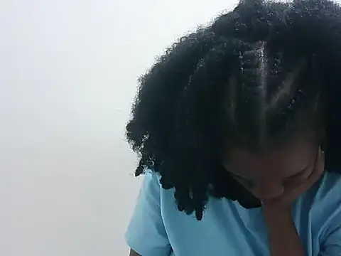 prettybeee's cam snapshot